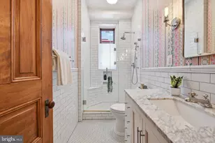 2220 20th St NW, Washington, DC 20009 - Photo 18