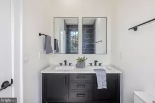 1680 Ebenezer Ct SE, Washington, DC 20003 - Photo 28