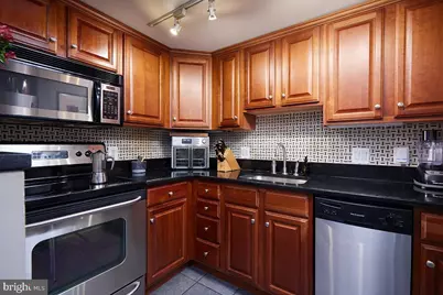 2311 M Street NW #706, Washington, DC 20037 - Photo 4