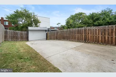 948 Division Avenue NE, Washington, DC 20019 - Photo 28