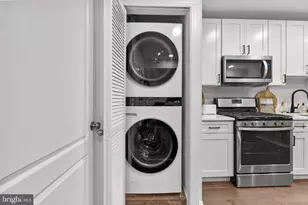 1363 Childress NE, Washington, DC 20002 - Photo 24