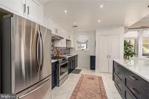 2230 California St NW, Washington, DC 20008 - Photo 24