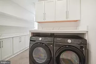 1329 Connecticut Ave NW, Washington, DC 20036 - Photo 18