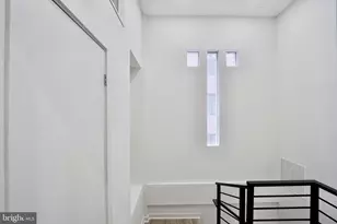 1329 Connecticut Ave NW, Washington, DC 20036 - Photo 20