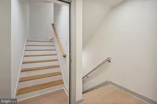 1329 Connecticut Ave NW, Washington, DC 20036 - Photo 4