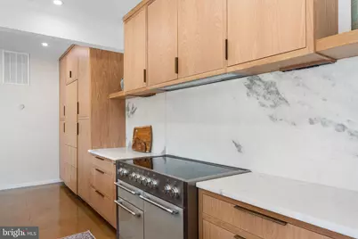 21 Overbeck Alley NE, Washington, DC 20002 - Photo 20