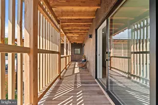 21 Overbeck Aly NE, Washington, DC 20002 - Photo 34