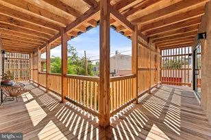 21 Overbeck Aly NE, Washington, DC 20002 - Photo 26