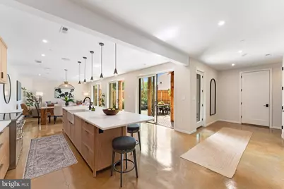 21 Overbeck Alley NE, Washington, DC 20002 - Photo 4