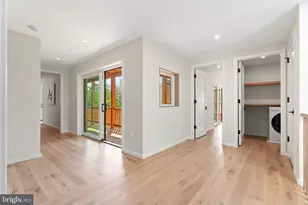 21 Overbeck Aly NE, Washington, DC 20002 - Photo 24