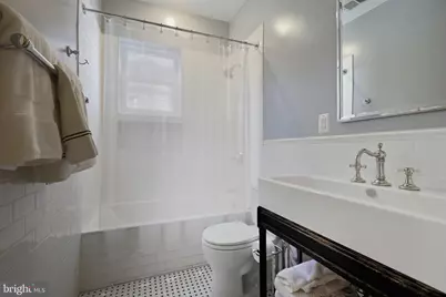 33 Q Street NE, Washington, DC 20002 - Photo 16