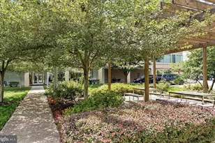 1101 3rd St SW, Washington, DC 20024 - Photo 24