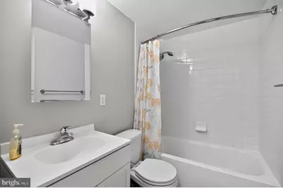 1101 3rd Street SW #111, Washington, DC 20024 - Photo 18