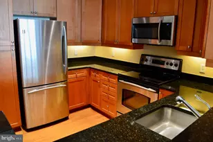 1111 11th St NW, Washington, DC 20001 - Photo 4