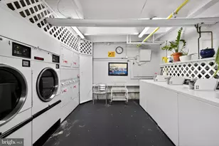 1725 17th St NW, Washington, DC 20009 - Photo 26