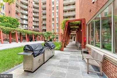 1000 New Jersey Avenue SE #1029, Washington, DC 20003 - Photo 34