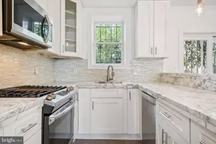 624 19th St NE, Washington, DC 20002 - Photo 8