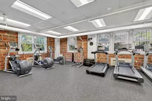 4000 Cathedral Ave NW, Washington, DC 20016 - Photo 32