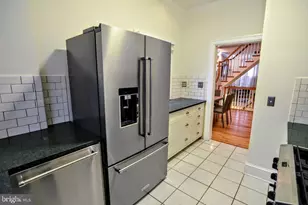 1029 30th St NW, Washington, DC 20007 - Photo 12