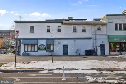 1364 E SE, Washington, DC 20003 - Photo 2