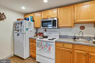 1364 E St SE, Washington, DC 20003 - Photo 14