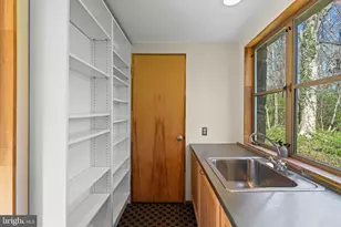 2325 Porter St NW, Washington, DC 20008 - Photo 44