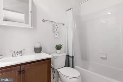 335 L Street SE, Washington, DC 20003 - Photo 28