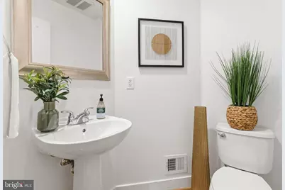 335 L Street SE, Washington, DC 20003 - Photo 16