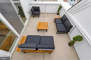 335 L St SE, Washington, DC 20003 - Photo 30