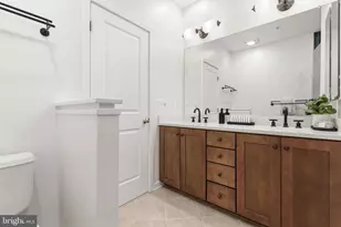 335 L St SE, Washington, DC 20003 - Photo 20