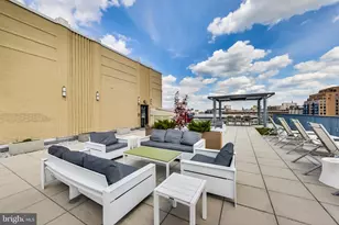 1 Scott Cir NW, Washington, DC 20036 - Photo 32