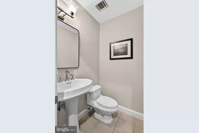 1117 G Street SE, Washington, DC 20003 - Photo 18