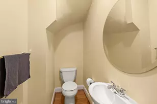 1335 Harvard St NW, Washington, DC 20009 - Photo 8