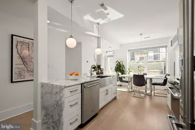 151 Uhland Terrace NE, Washington, DC 20002 - Photo 4