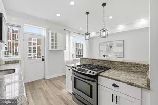 216 Ascot Pl NE, Washington, DC 20002 - Photo 10