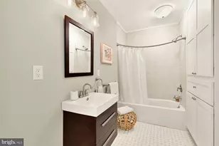 410 Douglas St NE, Washington, DC 20017 - Photo 26
