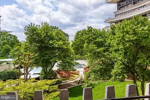 700 New Hampshire Ave NW, Washington, DC 20037 - Photo 2