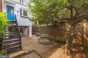 1825 Ontario Pl NW, Washington, DC 20009 - Photo 10