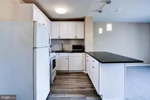 950 25th St NW, Washington, DC 20037 - Photo 18