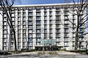 950 25th St NW, Washington, DC 20037 - Photo 32