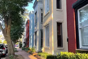 1231 Linden Pl NE, Washington, DC 20002 - Photo 2