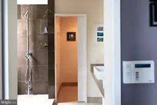 524 6th St SE, Washington, DC 20003 - Photo 30