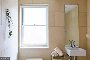 524 6th St SE, Washington, DC 20003 - Photo 42