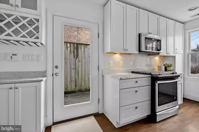 916 G Street SE, Washington, DC 20003 - Photo 14
