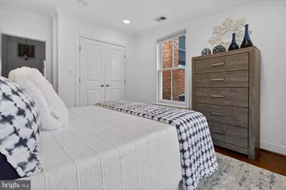 916 G Street SE, Washington, DC 20003 - Photo 26