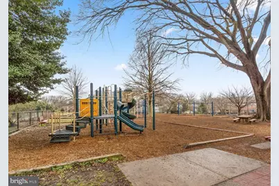 4491 Macarthur Boulevard NW #304, Washington, DC 20007 - Photo 24