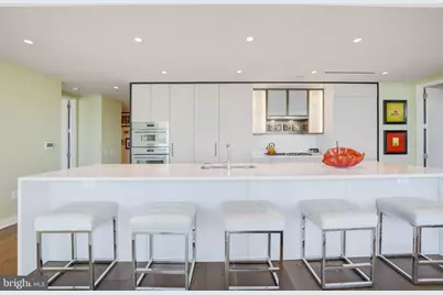 601 Wharf Street SW #402, Washington, DC 20024 - Photo 6