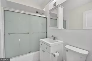 4000 Tunlaw Rd NW, Washington, DC 20007 - Photo 14