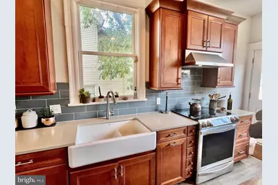 1310 Emerson Street NW, Washington, DC 20011 - Photo 4