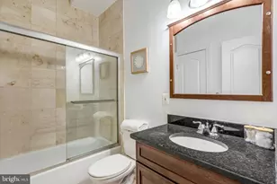 1430 Newton St NW, Washington, DC 20010 - Photo 20